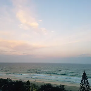 Zenith Ocean Front Gold Coast