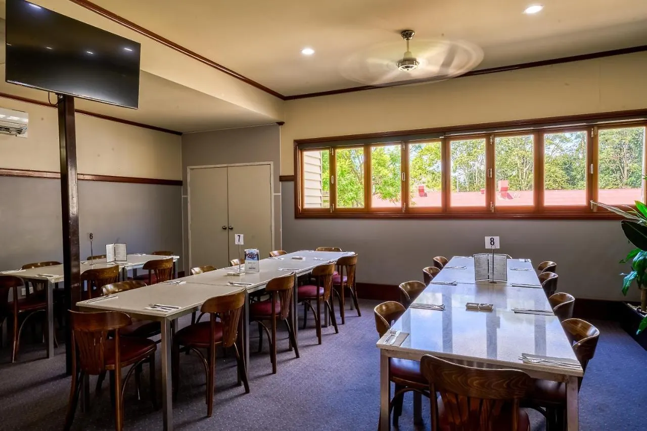 Yandina Hotel